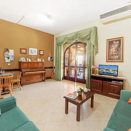 ホテル Mariblu 3*